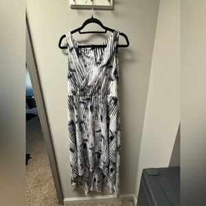 Simply Vera Vera Wang Black and White High Low Dress